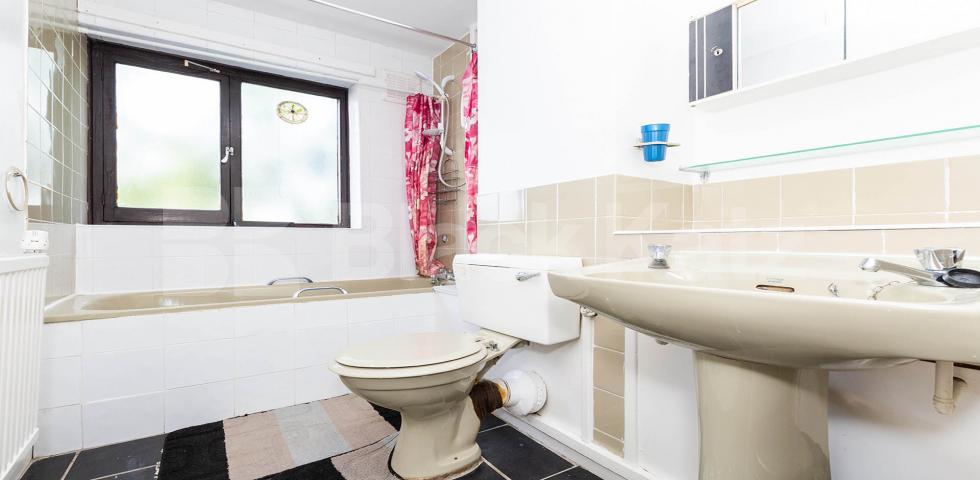 			SPLIT LEVEL 3 BEDROOM MAISONETTE, 3 Bedroom, 1 bath, 1 reception Ground Floor Maisonette			 Dalmeny Avenue, TUFNELL PARK